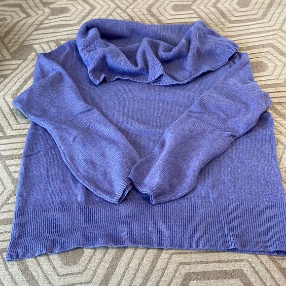 Plus Size Sweaters - Reseller / Semi-Mystery Box - Picture 9 of 10